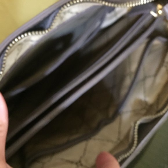 Handbag - Picture 4 of 12